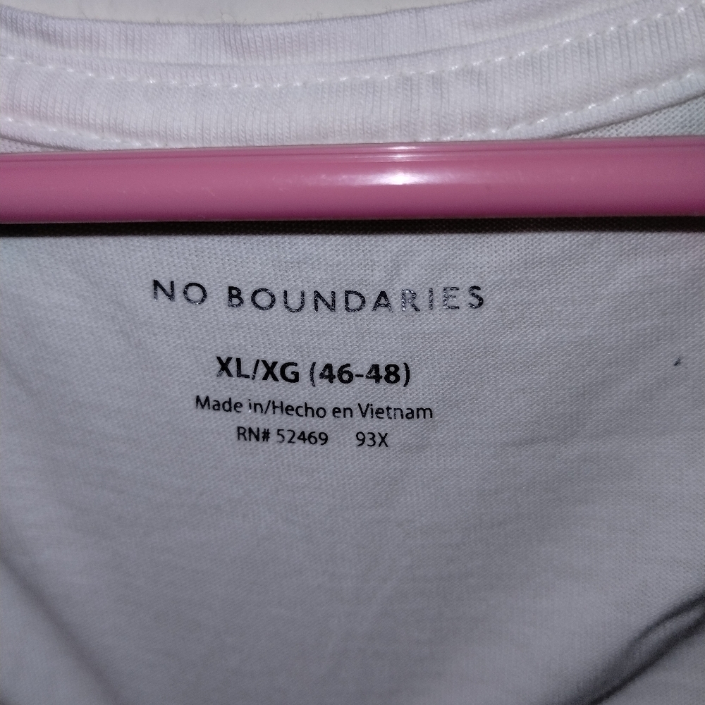 No boundaries Xl Women's Shirt - Picture 3 of 3